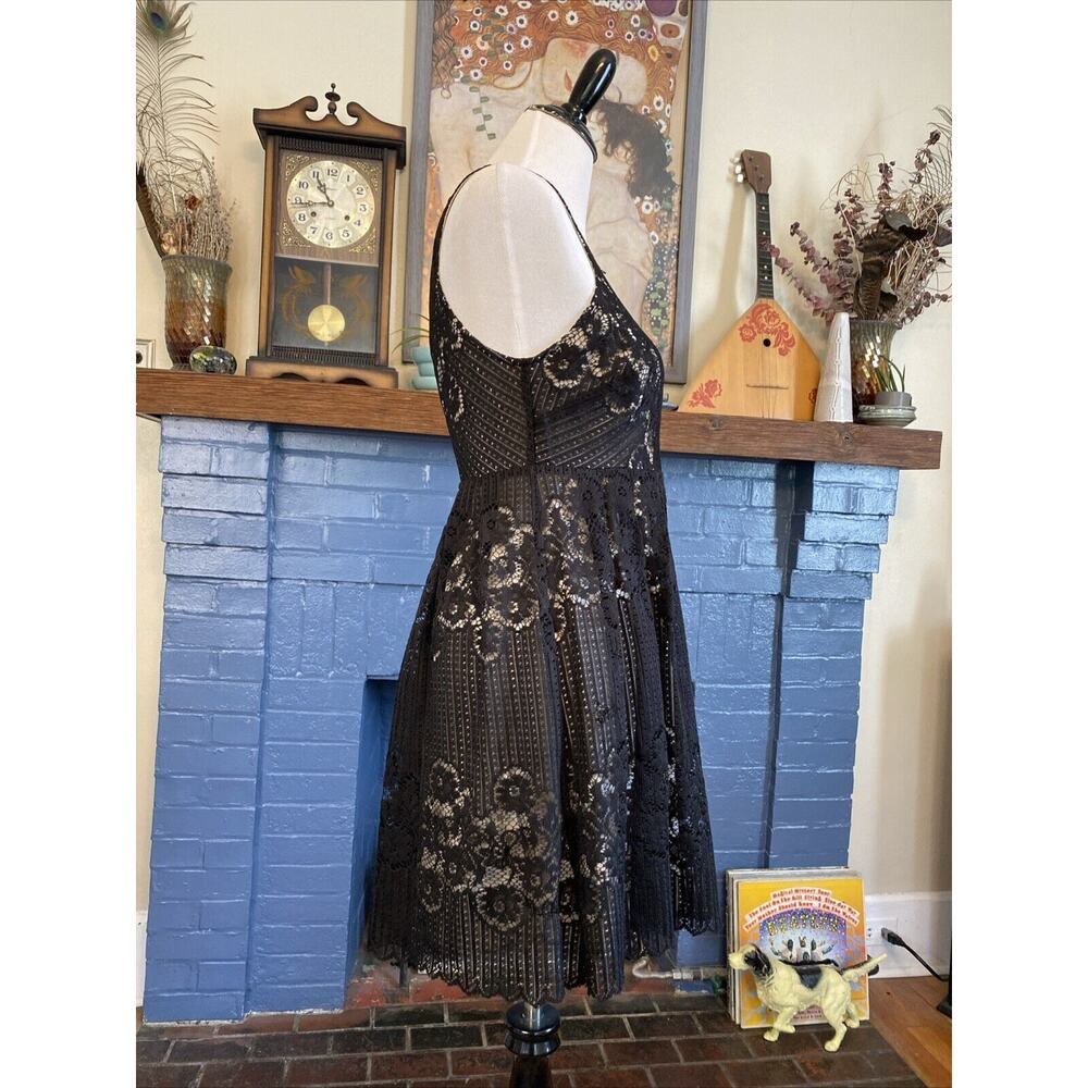 Free People Rocco Dress Black Lace Overlay Sleeveless Open Back Sz 4 Mini Sheer - Picture 4 of 13